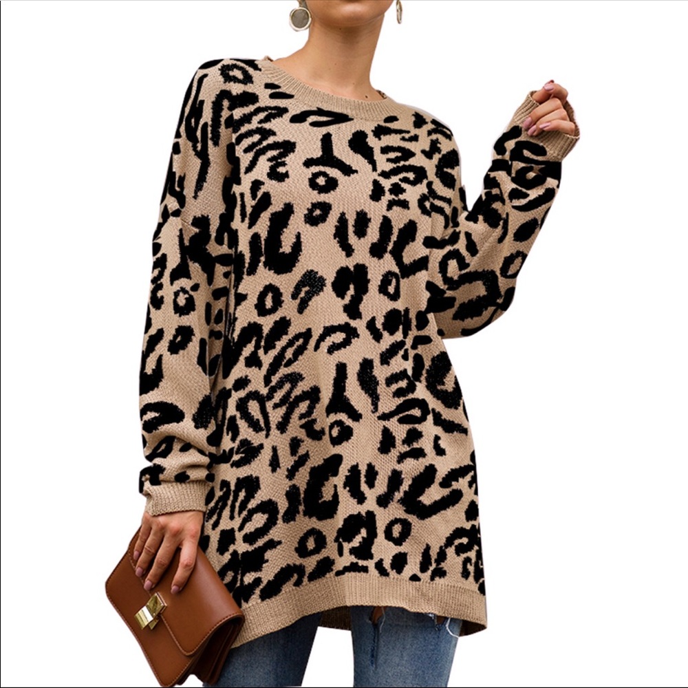 LOOSE KNIT ANIMAL PRINT COZY SWEATER - Picture 4 of 4